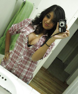 nude personals in Martinez girls photos